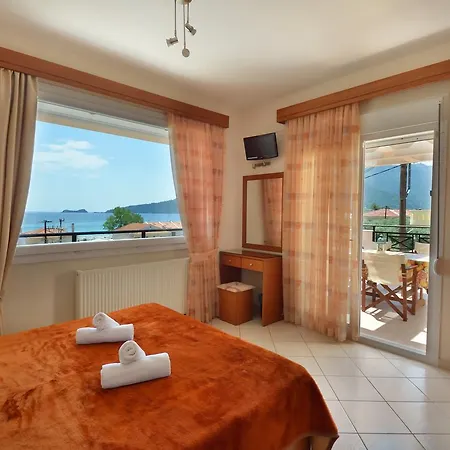 Liberty Apart Otel Chrysi Ammoudia