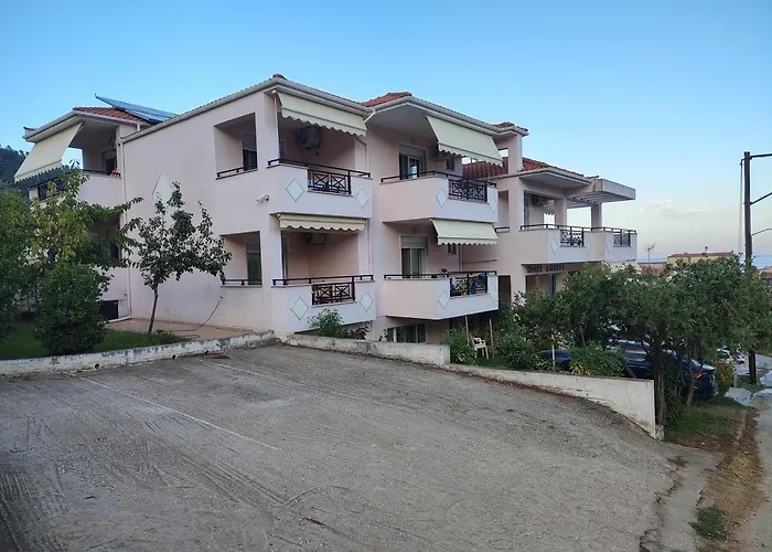 Liberty Apartahotel 2*